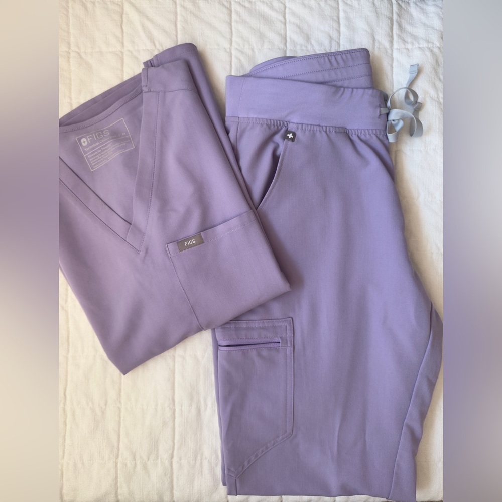 Figs Scrubs - Lavender Dew